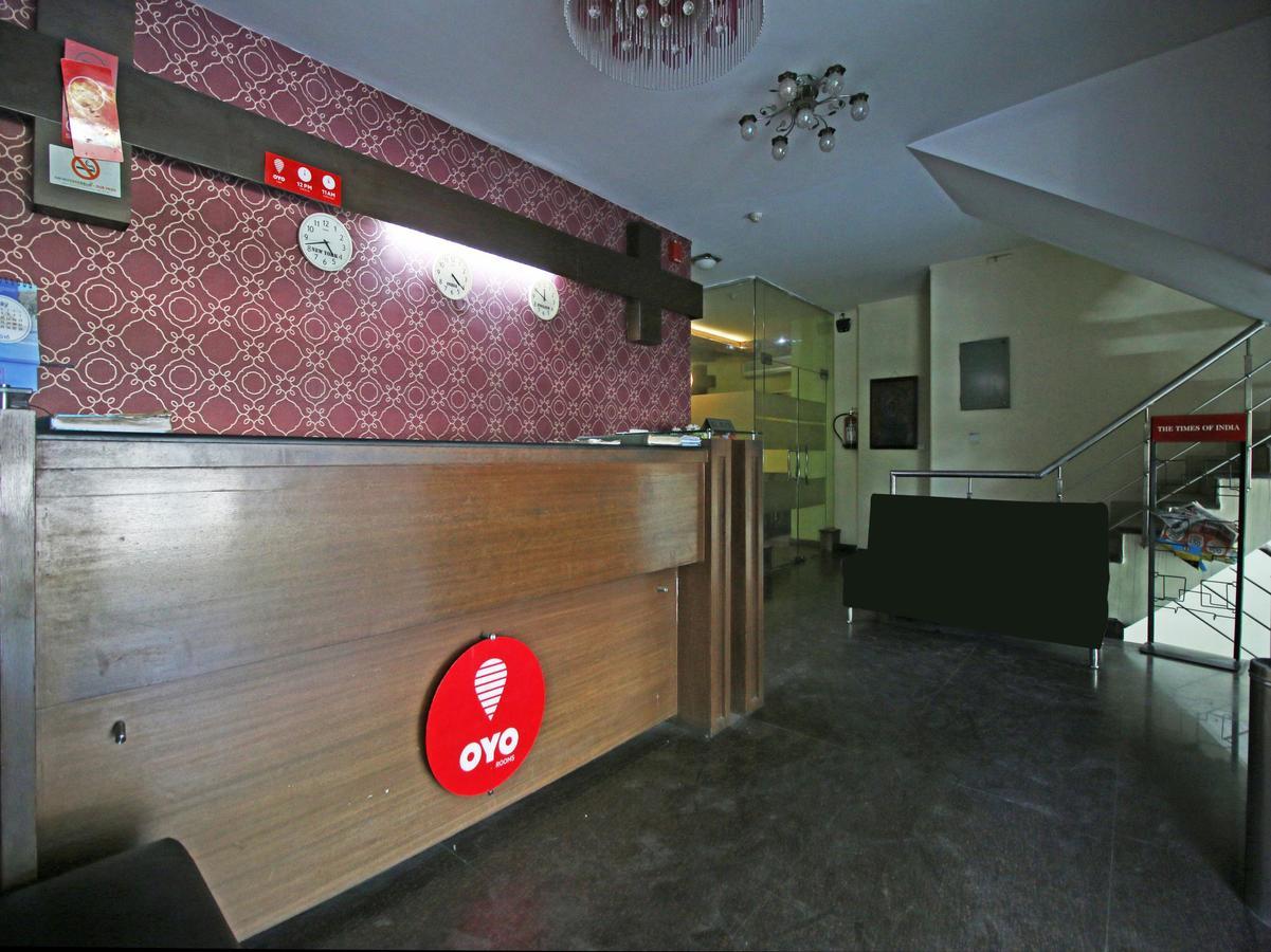Hotel Oscar - Hauz Khas New Delhi Exteriör bild